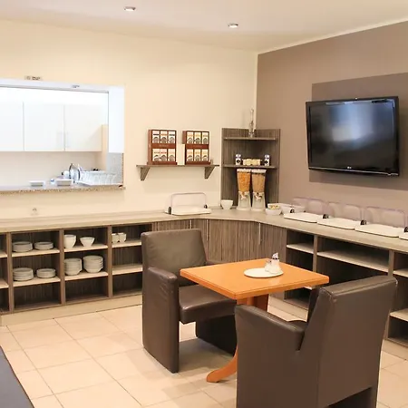 Otel Heidelberger Hof 3*