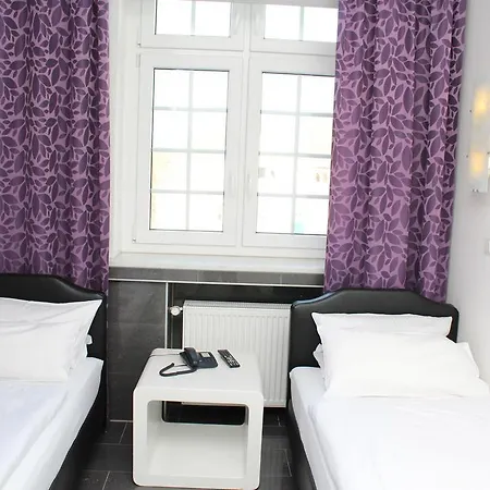 Otel Heidelberger Hof Düsseldorf